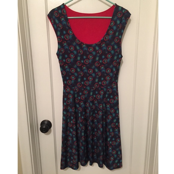 Betabrand Dresses & Skirts - Betabrand Roundtrip Dress